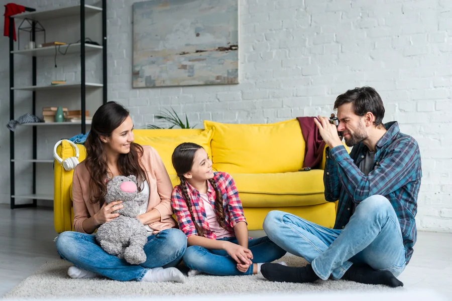 How to Create a Family-Friendly Living Room That Works for Everyone